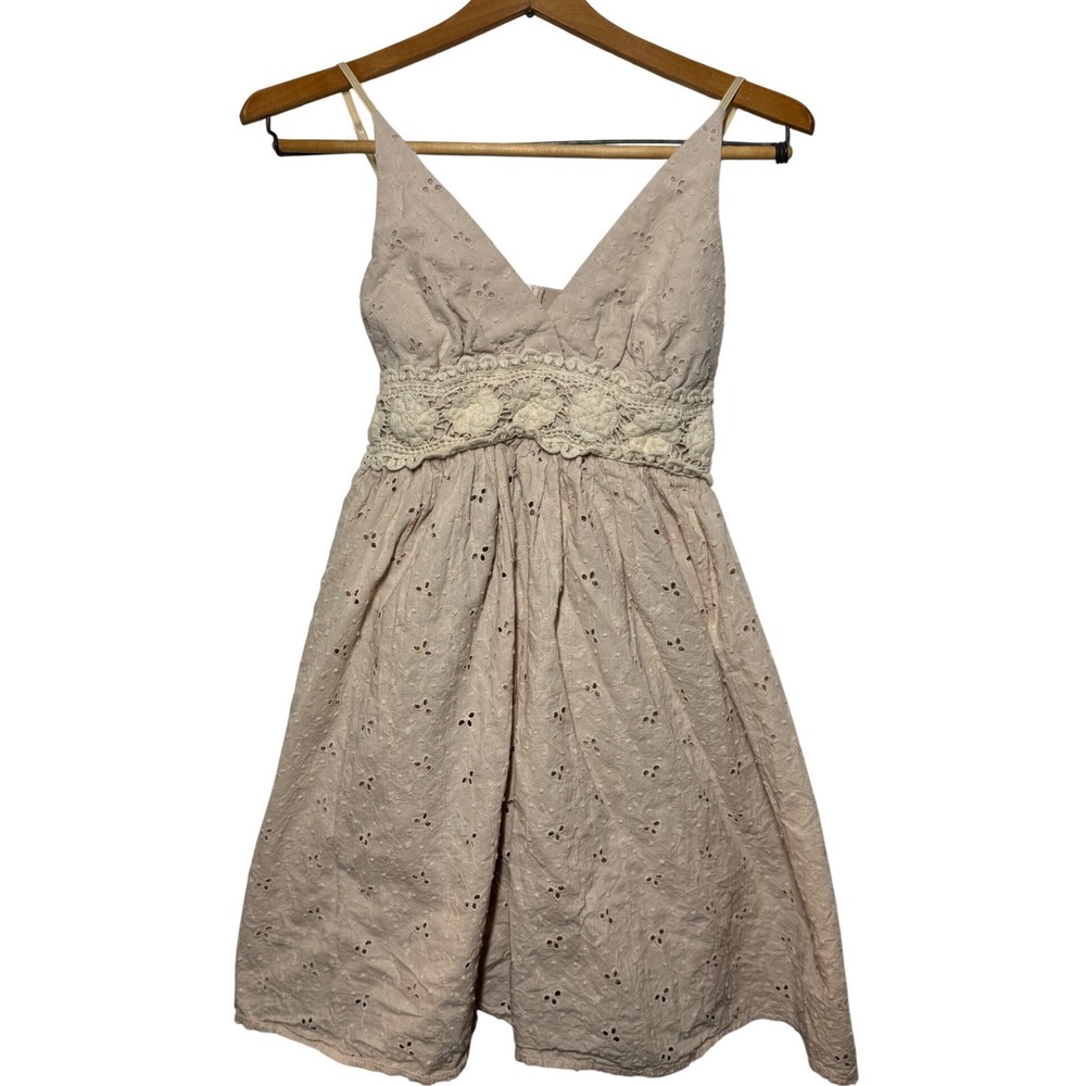 B. Smart Eyelet Fit & Flare Dress 5/6 Beige Excellent Crochet Lace Waist Mini